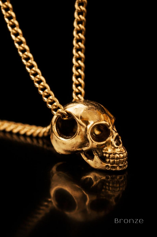 Collar Cabeza de Cuervo | Símbolo de Sabiduría, Transformación y Misterio | Hecho a mano en Plata 925, Baño de Oro 24K, Bronce