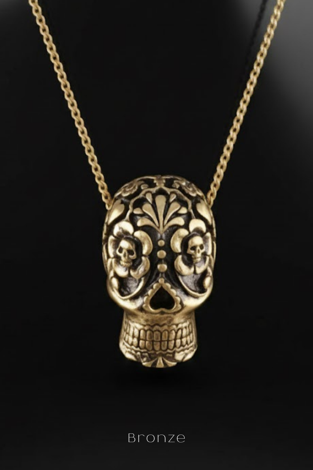 Collar Cabeza de Cuervo | Símbolo de Sabiduría, Transformación y Misterio | Hecho a mano en Plata 925, Baño de Oro 24K, Bronce