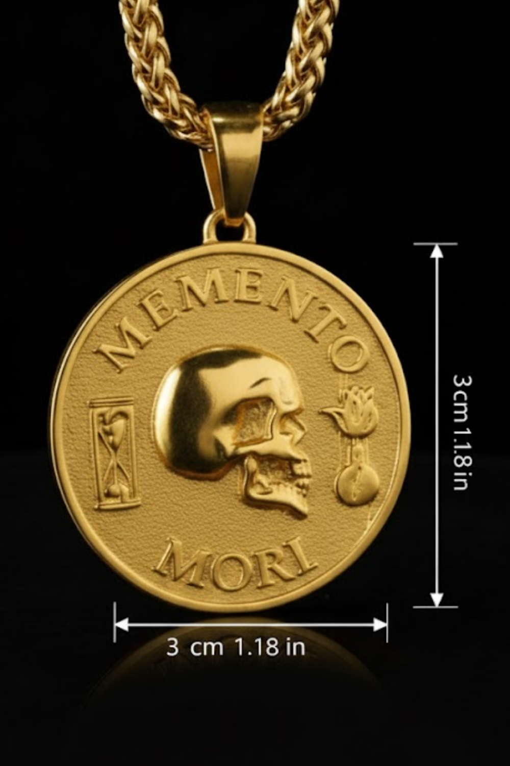 a large gold-colored pendant with a skull and the Latin phrase "Memento mori" on it. The pendant is described as being 3 cm in diameter and 1.18 inches in height.