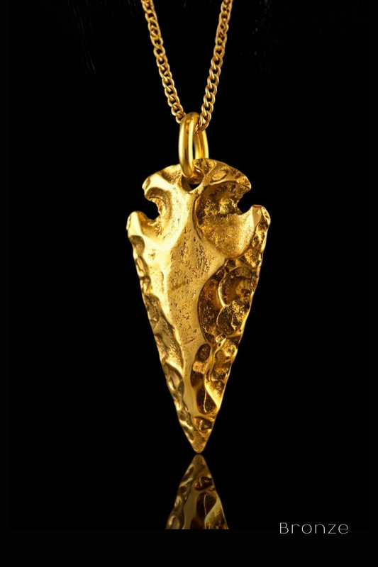 Collar Cabeza de Cuervo | Símbolo de Sabiduría, Transformación y Misterio | Hecho a mano en Plata 925, Baño de Oro 24K, Bronce