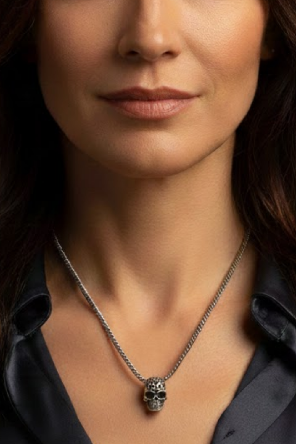 Openwork Skull Necklace – Symbolic Bronze & Silver-Plated Finish | Limited Edition