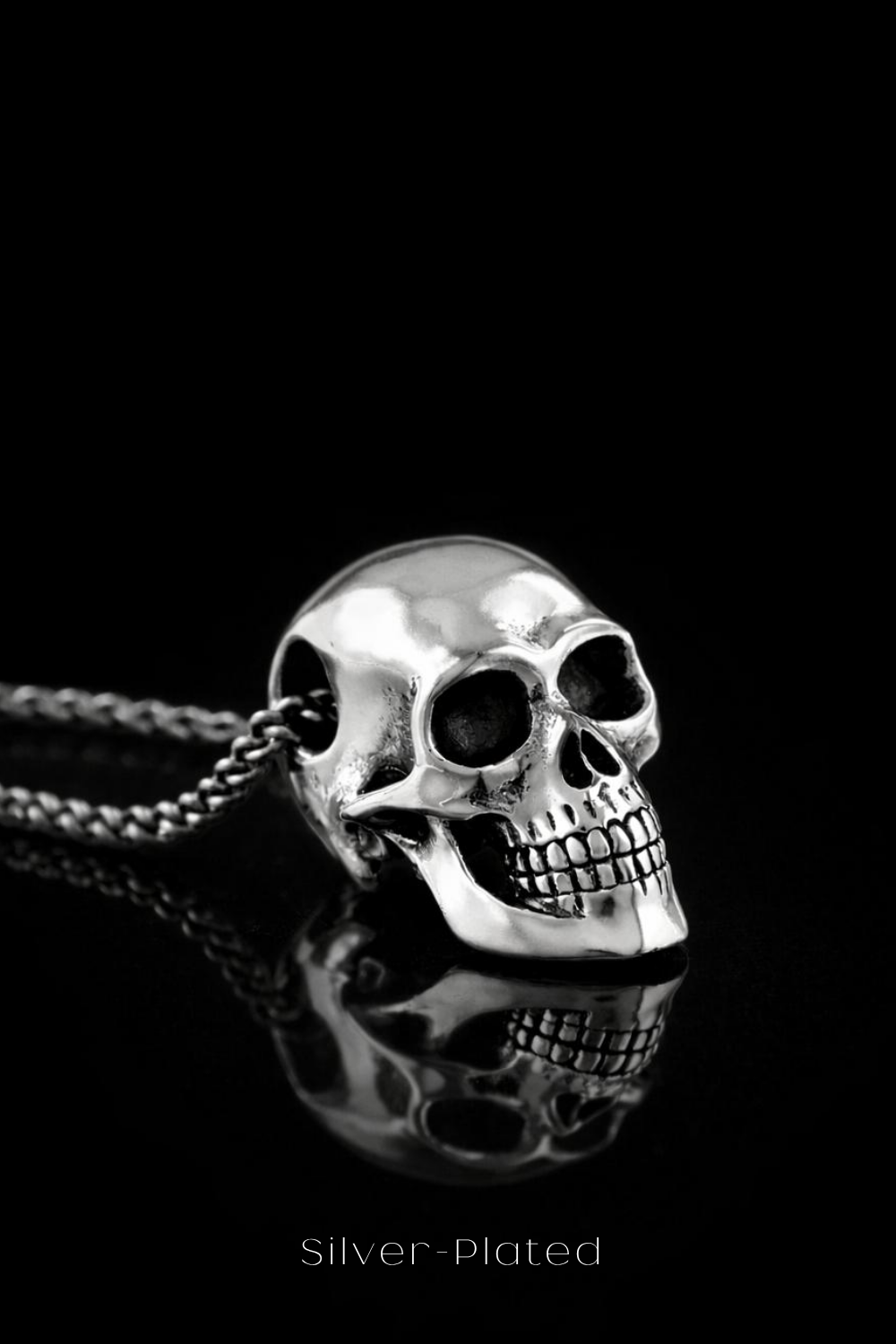 Large Smooth Skull Necklace – Symbolic Bronze & Silver-Plated Finish | Limited Edition
