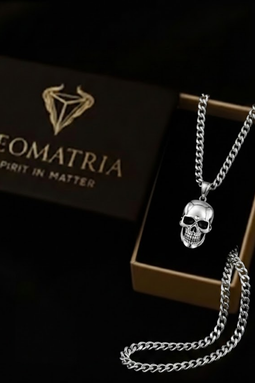 Large Smooth Skull Necklace – Symbolic Bronze & Silver-Plated Finish | Limited Edition