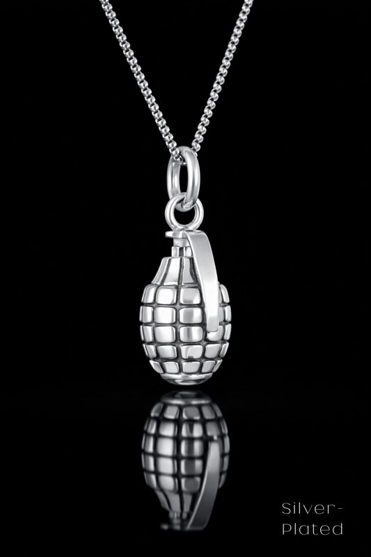 Collar Cabeza de Cuervo | Símbolo de Sabiduría, Transformación y Misterio | Hecho a mano en Plata 925, Baño de Oro 24K, Bronce
