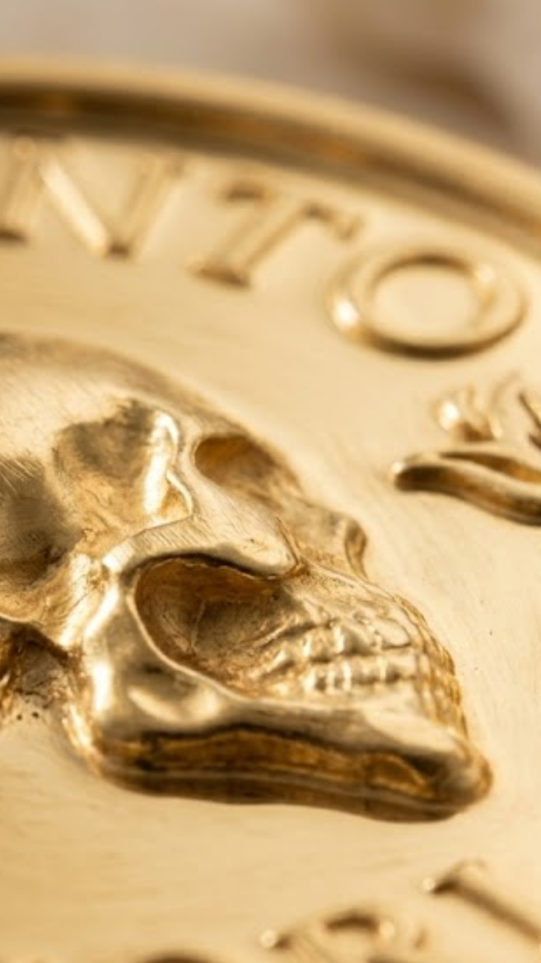 Collar Memento Mori – Colgante Bimetálico | Símbolo de Vida, Muerte y Consciencia | Hecho a Mano en Plata Esterlina 925 y Bronce