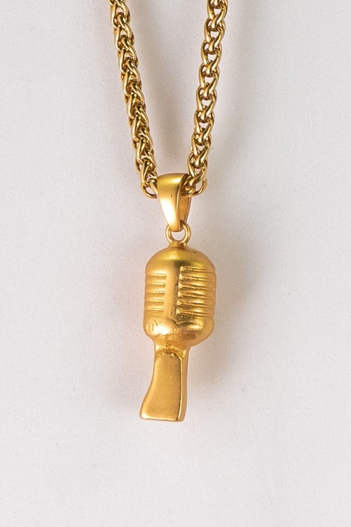 Microphone necklace