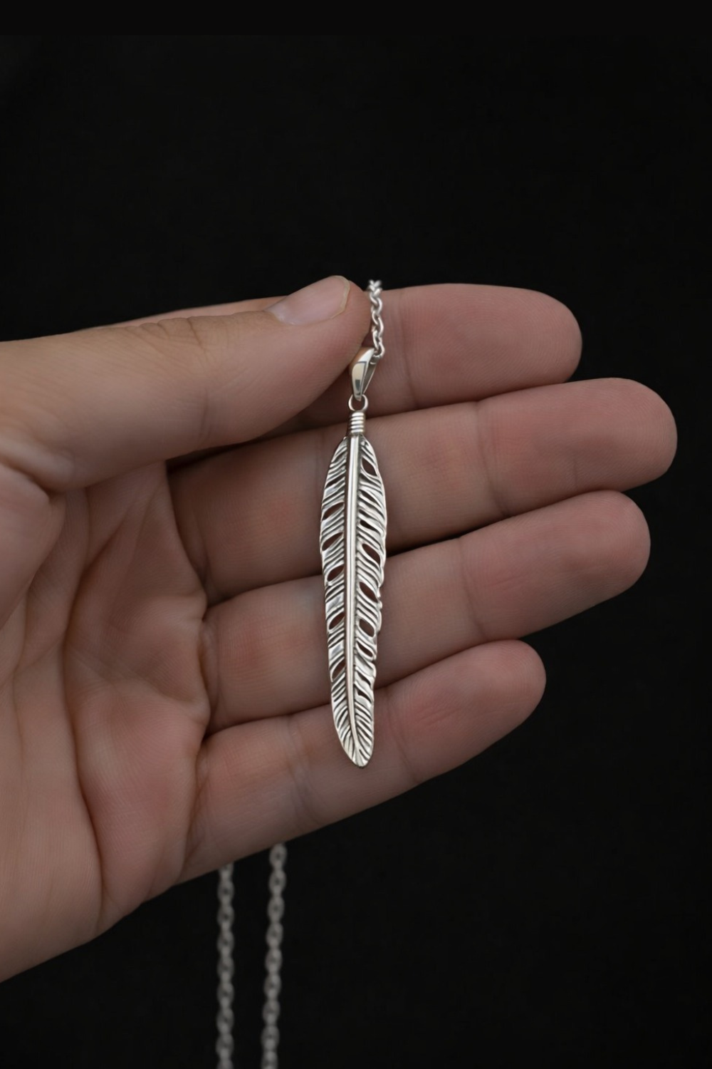 Collar de Pluma | Símbolo de Libertad y Conexión Espiritual | Hecho a Mano en Plata 925, Baño en Oro 24K, Bronce y Cobre