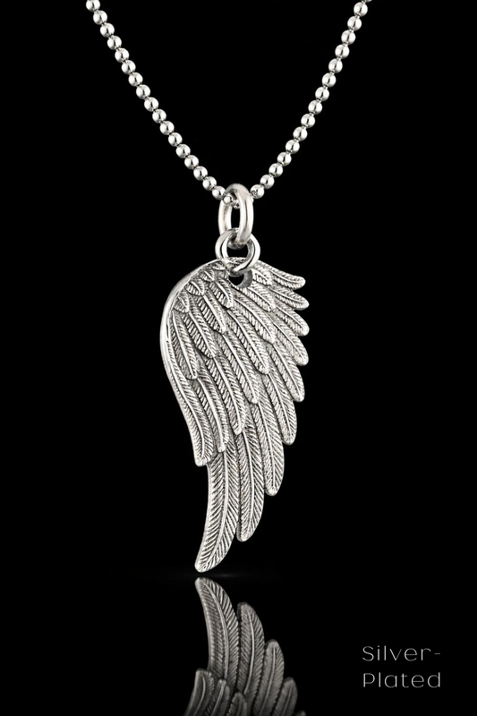 Collar Cabeza de Cuervo | Símbolo de Sabiduría, Transformación y Misterio | Hecho a mano en Plata 925, Baño de Oro 24K, Bronce