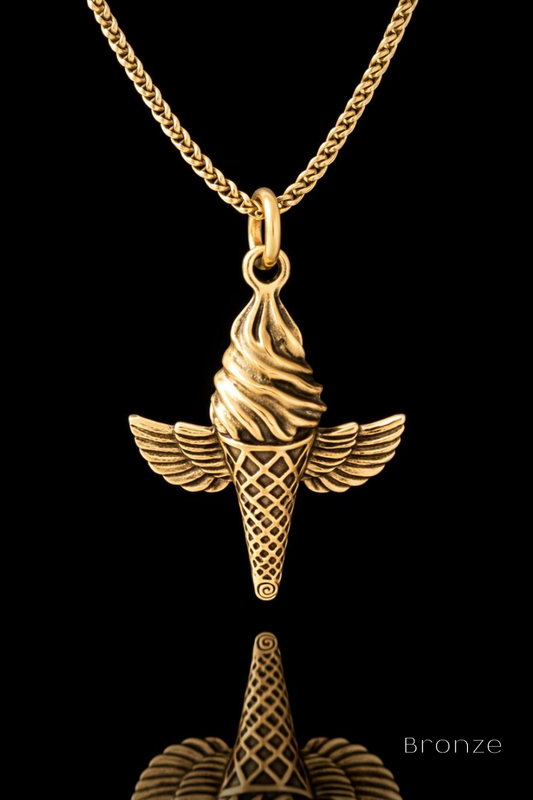 Collar Cabeza de Cuervo | Símbolo de Sabiduría, Transformación y Misterio | Hecho a mano en Plata 925, Baño de Oro 24K, Bronce